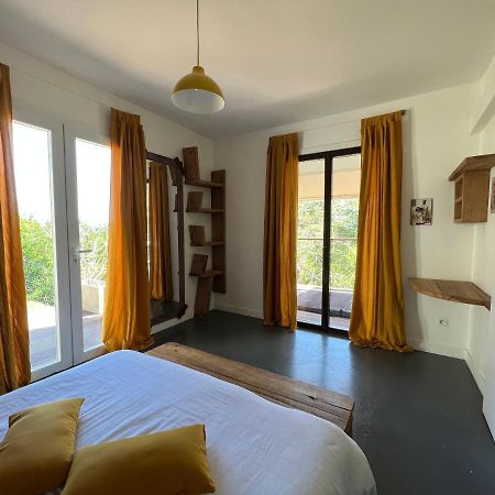 Appartement Avec Jacuzzi Et Vue Sur Le Golf Les Trois-Ilets Exterior photo